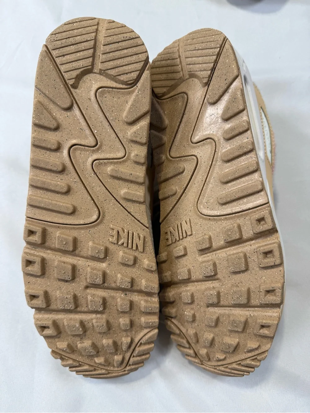 Nike Sun Club Women’s Air Max Sneakers in White, Pink & Tan